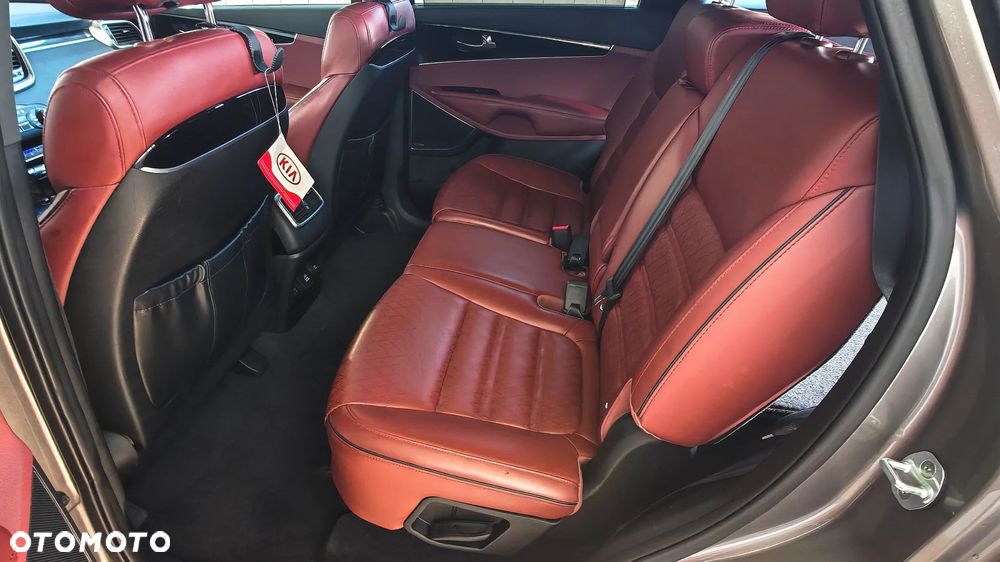 Kia Sorento - 17