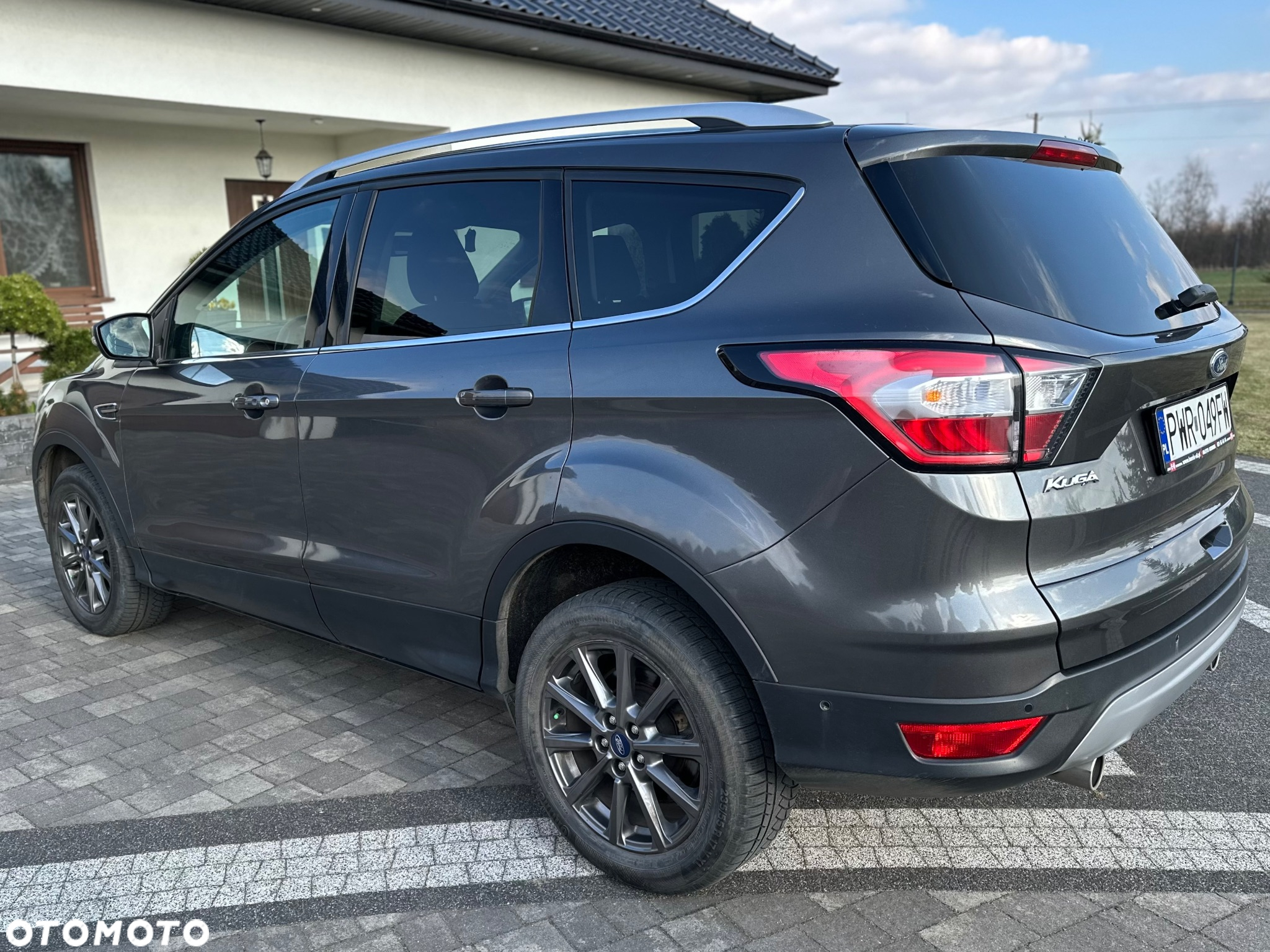 Ford Kuga - 3