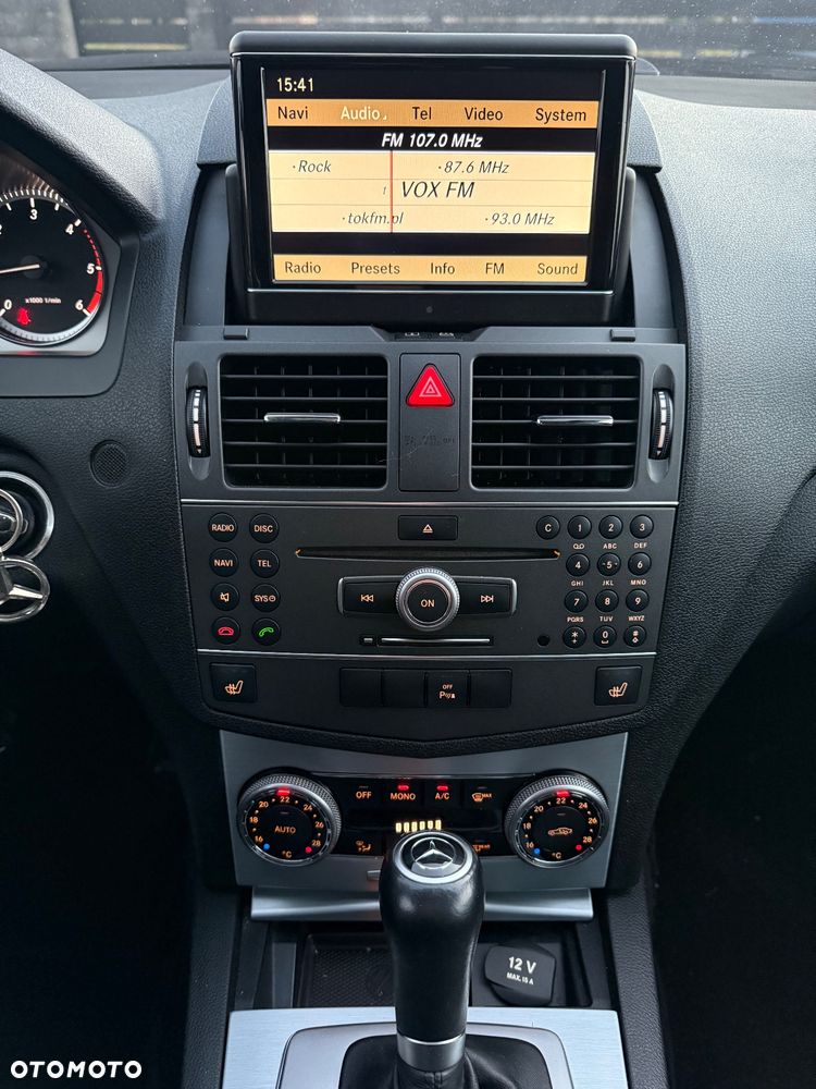 Mercedes-Benz Klasa C 250 CDI 7G-TRONIC Avantgarde Edition - 24