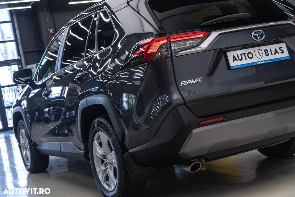 Toyota RAV4 2.5 VVT-iE 4x4 Luxury - 32