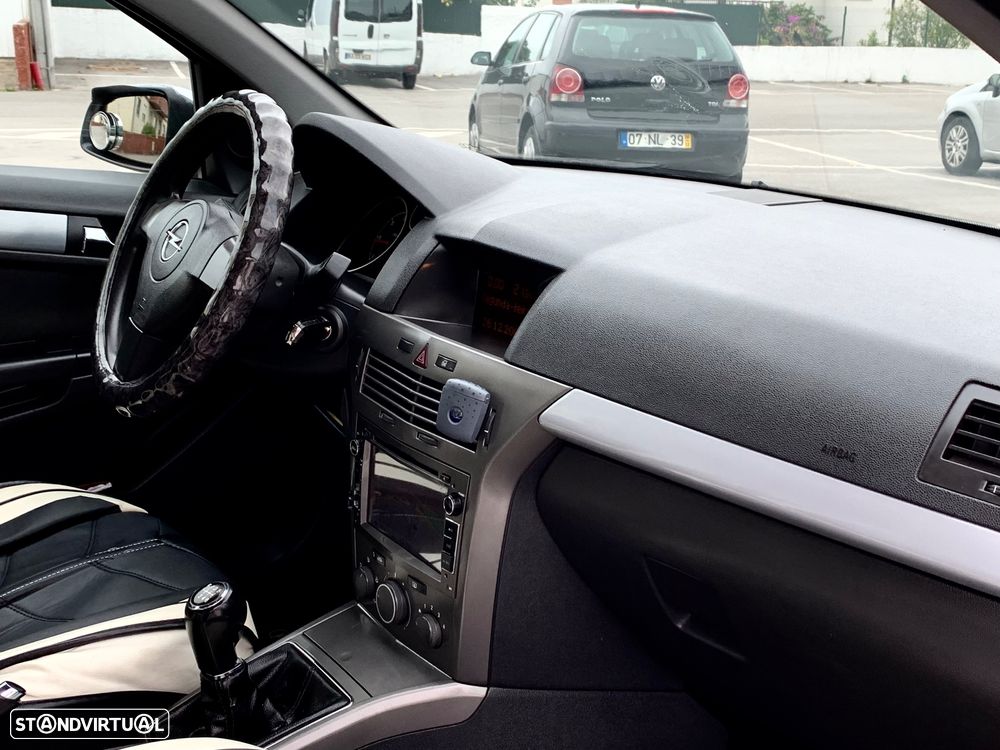 Opel Astra - 16