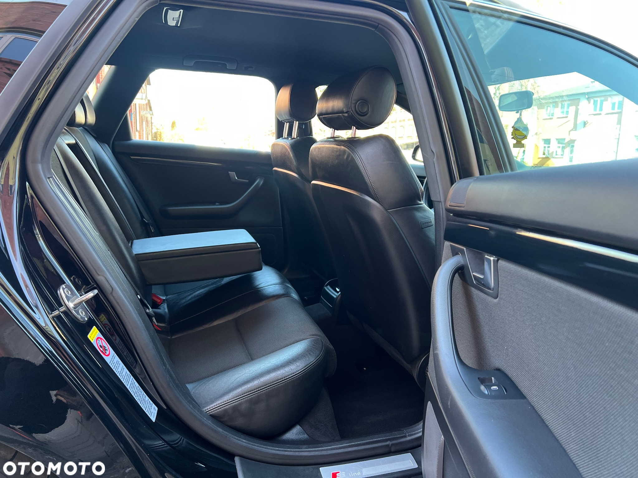Audi A4 Avant 2.0 TDI - 16