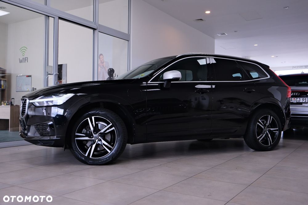 Volvo XC 60 T6 AWD Plug-In Hybrid R-Design - 19