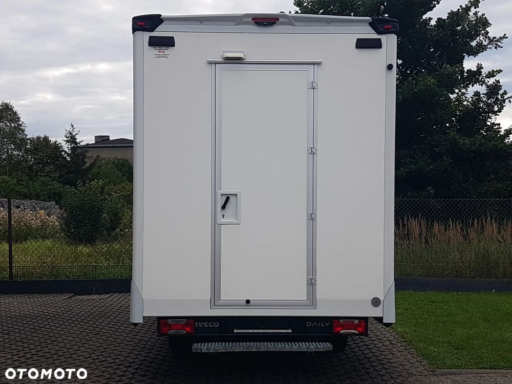Iveco DAILY KONTENER NISKOPODŁOGOWY 4,43x2,23x2,42 SKLEP FOODTRUCK BAR KLIMA KONIOWÓZ KAMPER - 16