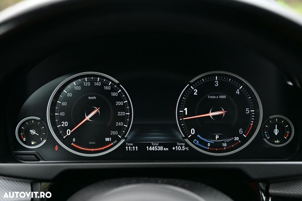 BMW X6 xDrive30d - 29