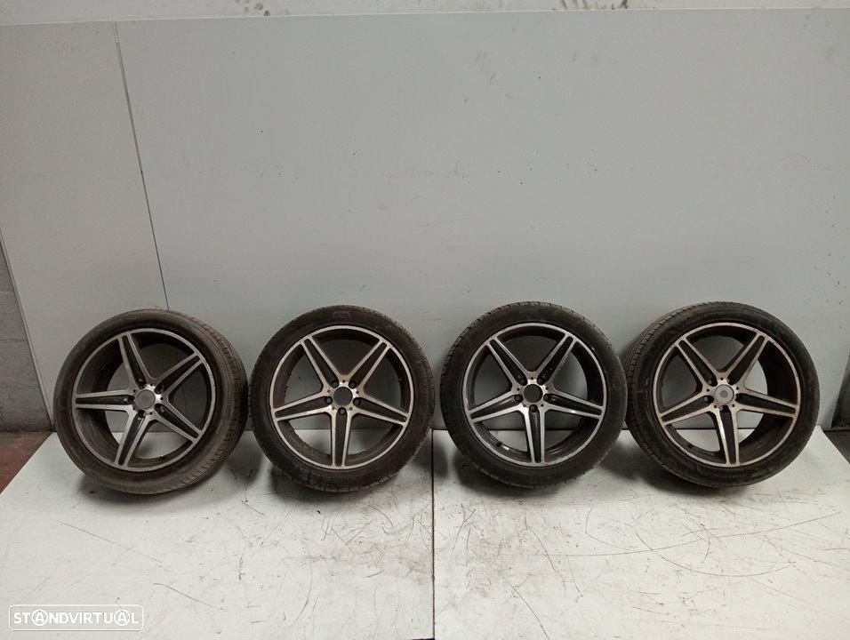 CONJUNTO DE PNEUS SEAT LEON 1M1 - 1