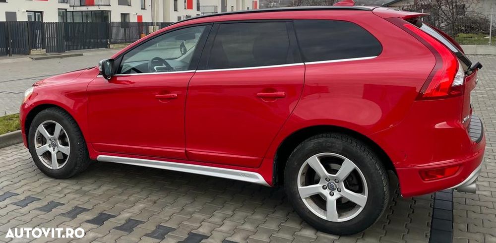 Volvo XC 60 D5 AWD Geartronic Kinetic - 2