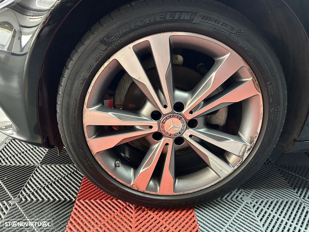 Mercedes-Benz C 200 BlueTEC Avantgarde - 15