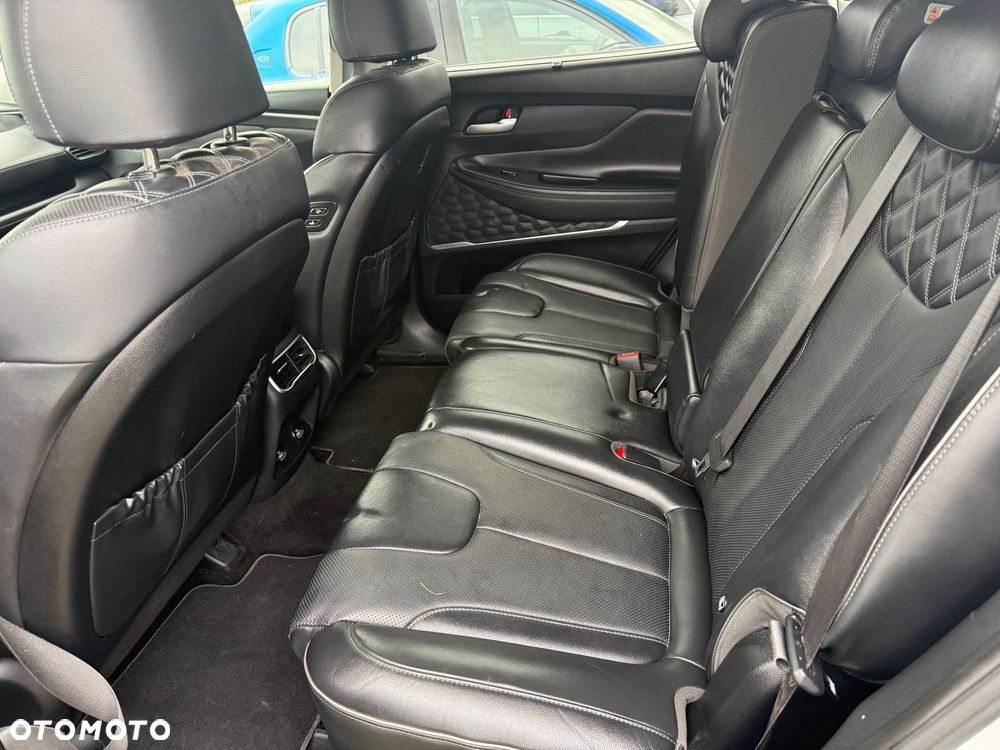 Hyundai Santa Fe 1.6 T-GDI HEV Executive - 16