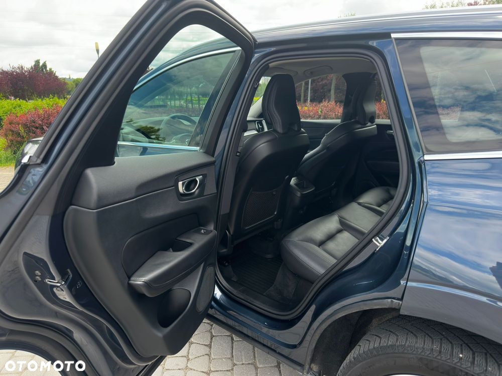 Volvo XC 60 B4 D AWD Inscription - 27