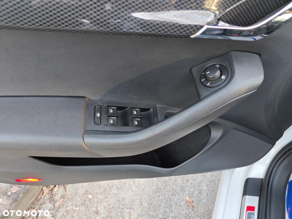 Skoda Octavia 2.0 TDI RS Challenge DSG - 40