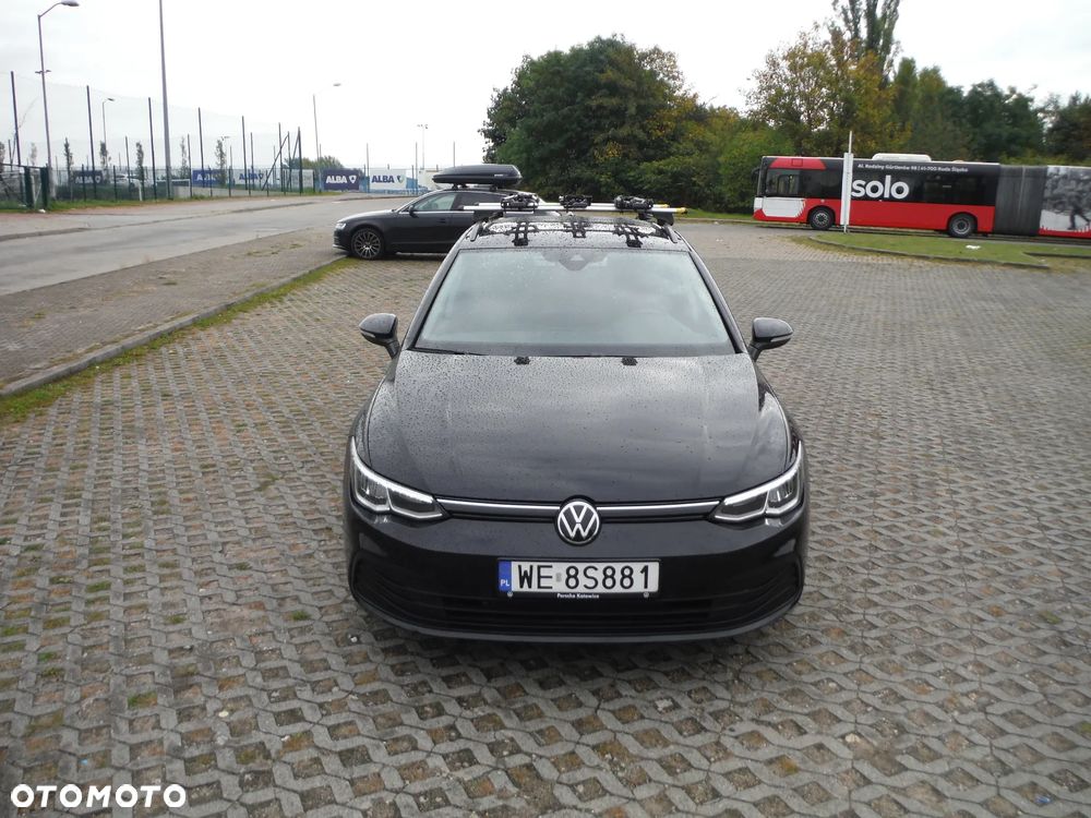 Volkswagen Golf 2023 photo 2