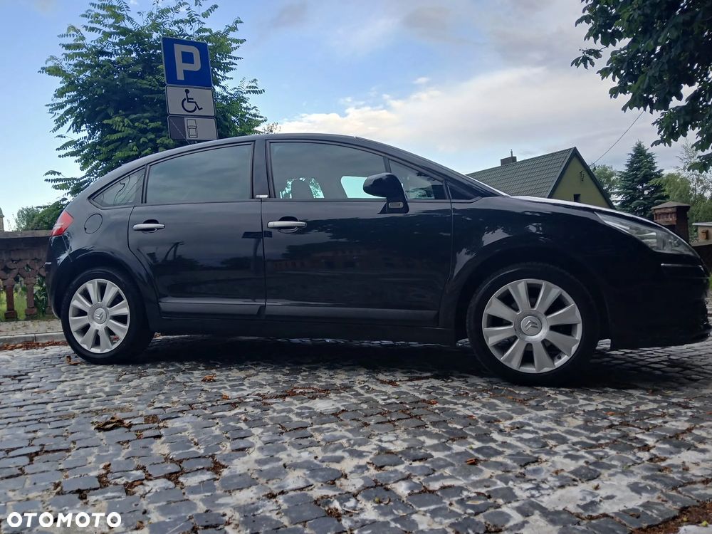Citroën C4 2.0 16V Exclusive - 8