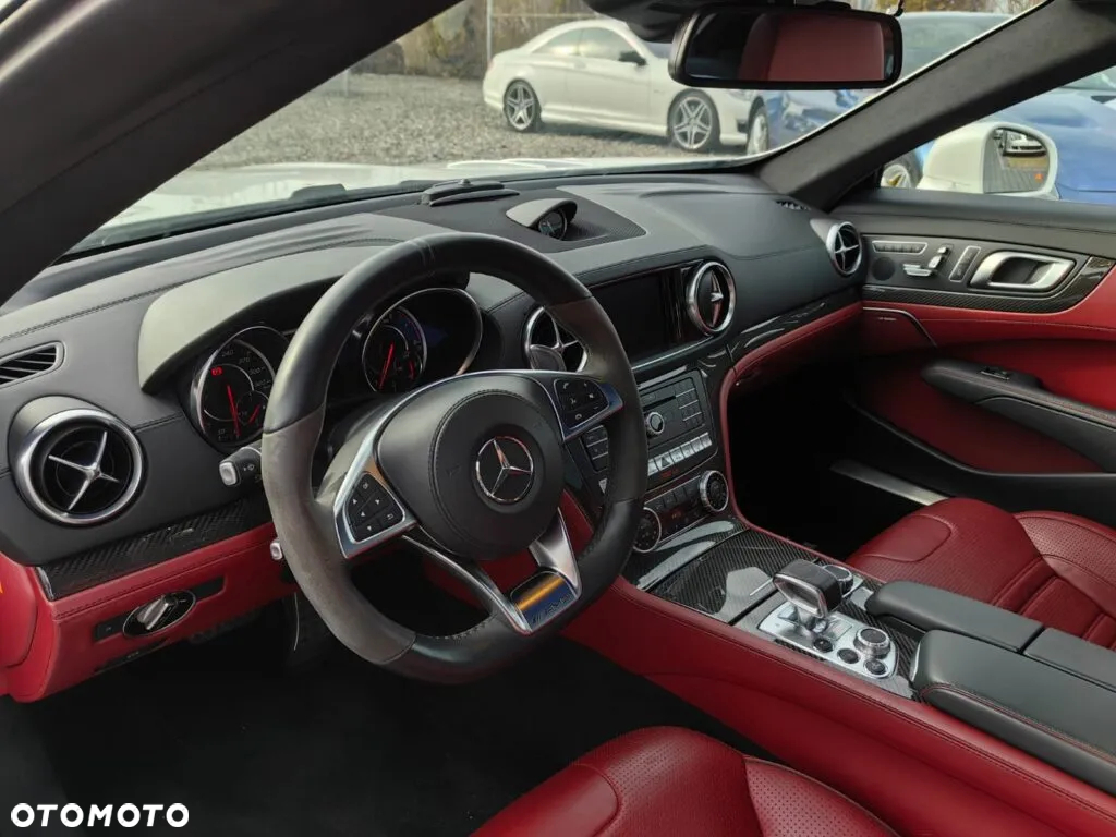 Mercedes-Benz SL 63 AMG - 28