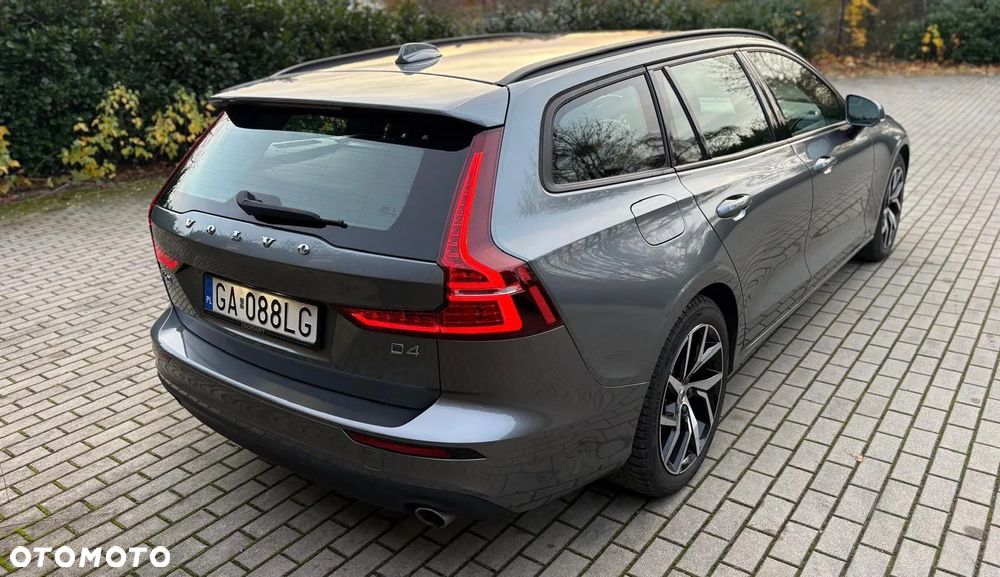 Volvo V60 D4 Geartronic Momentum Pro - 9