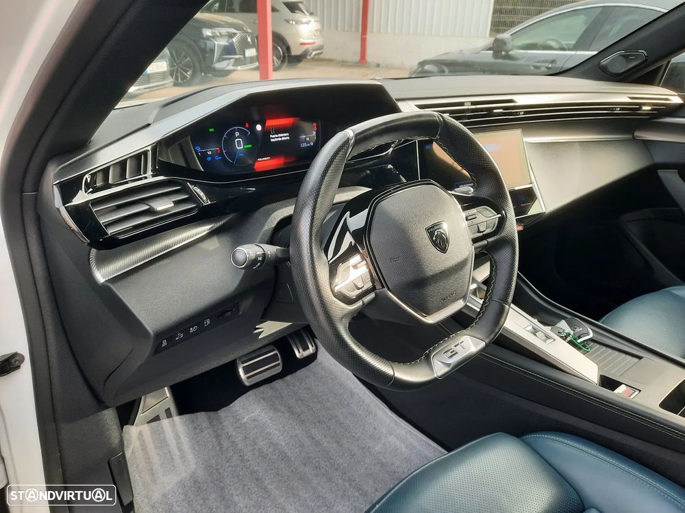 Peugeot 308 SW 1.6 Hybrid GT Pack e-EAT8 - 24