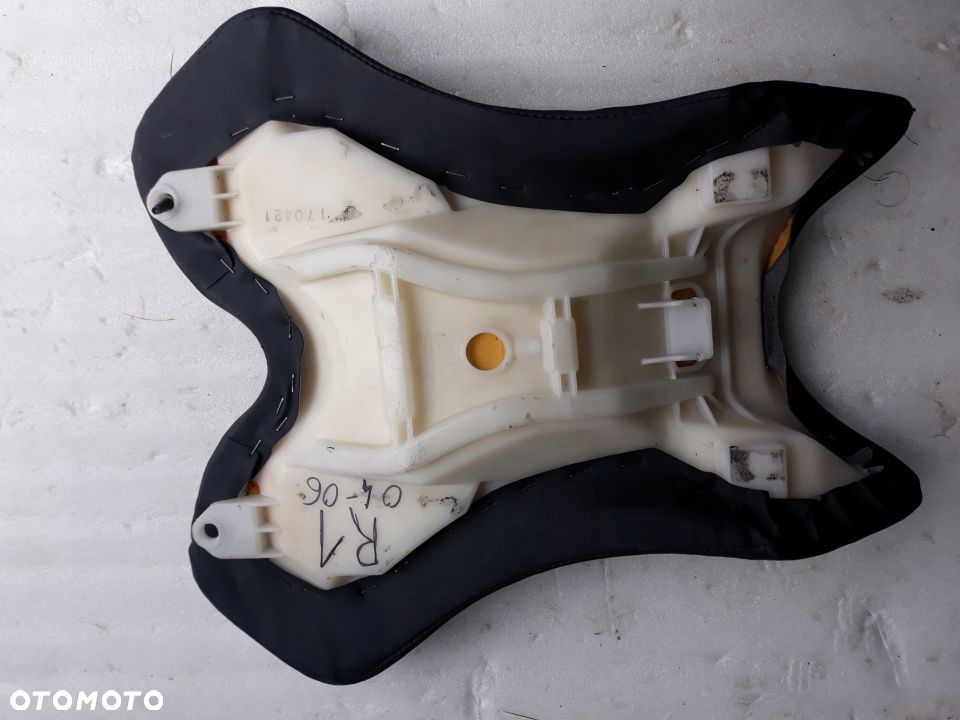 YAMAHA R1 RN12 04-06 FOTEL KANAPA SIEDZENIE - 2