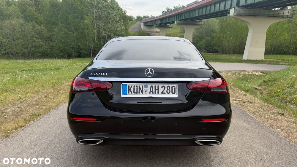 Mercedes-Benz Klasa E 220 d 9G-TRONIC - 6