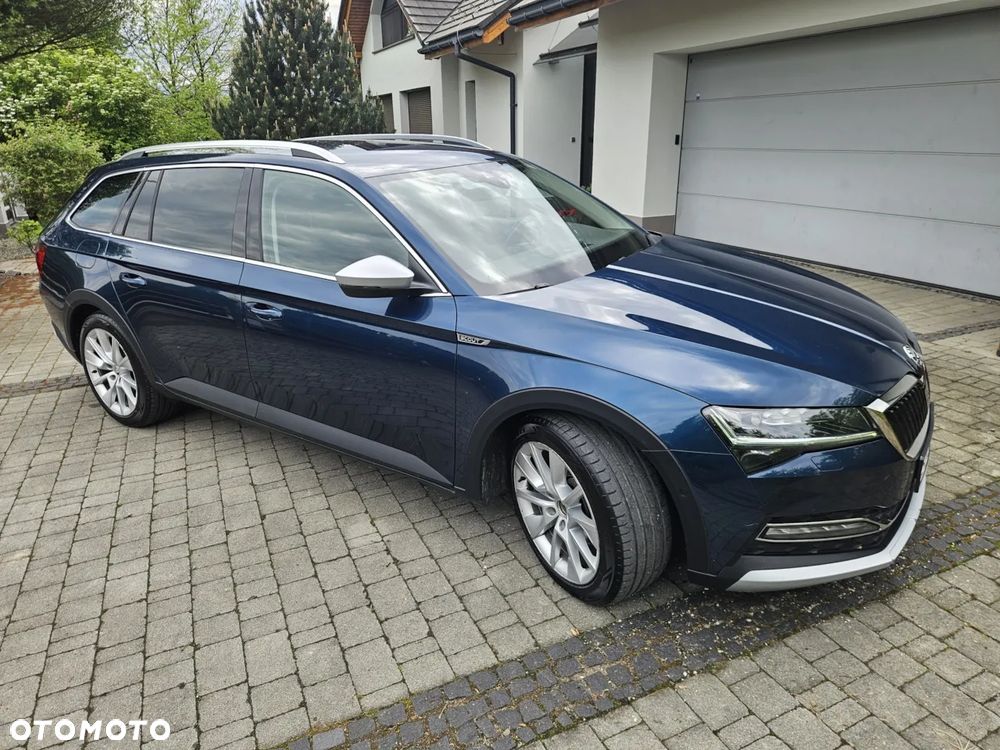 Skoda Superb 2.0 TDI SCR 4x4 Scout DSG - 2