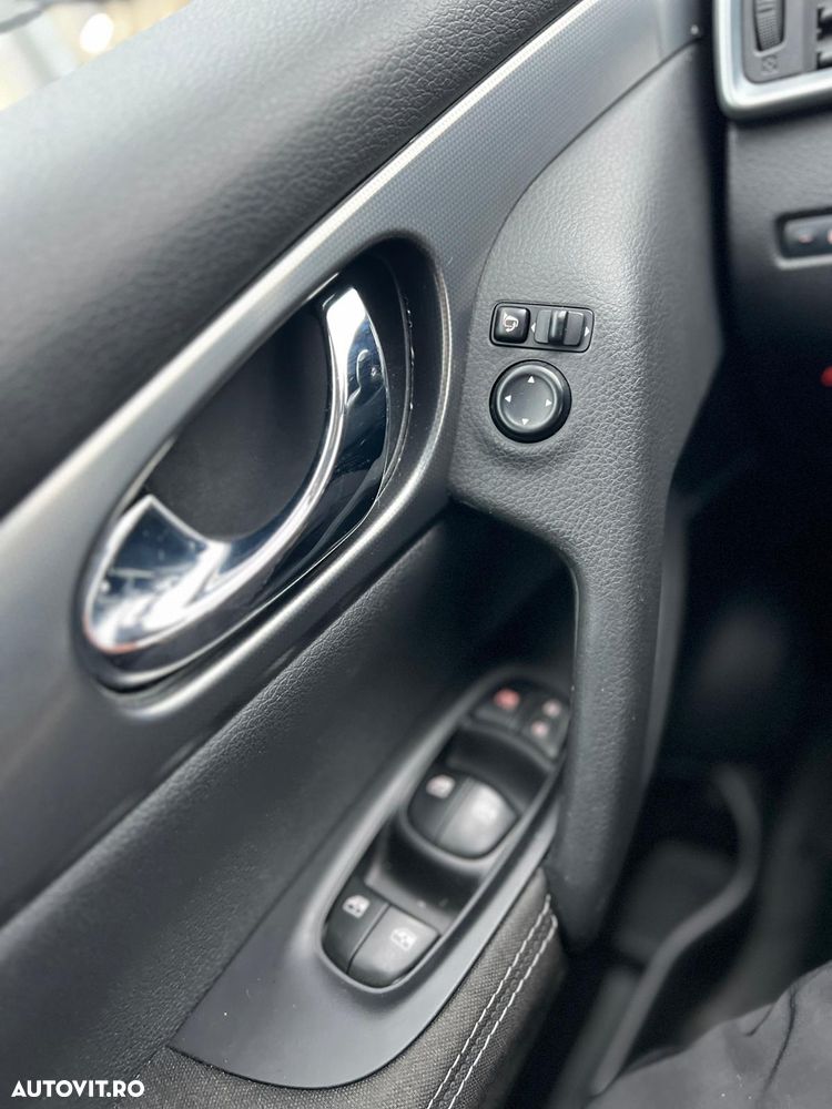 Nissan Qashqai 1.2 DIG-T Xtronic TEKNA+ - 12