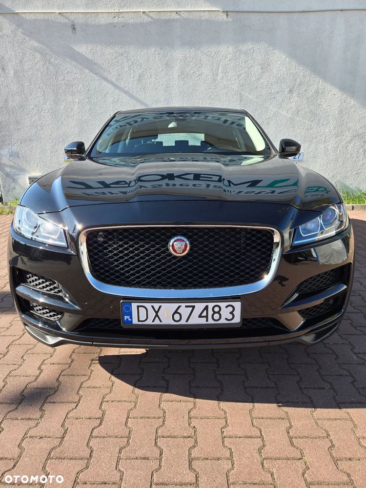 Jaguar F-Pace 2.0 i4D RWD Pure - 4