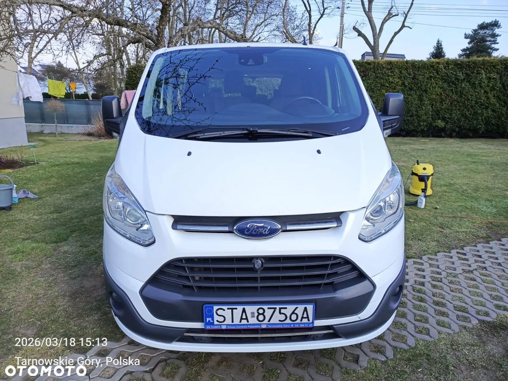 Ford Tourneo Custom - 2