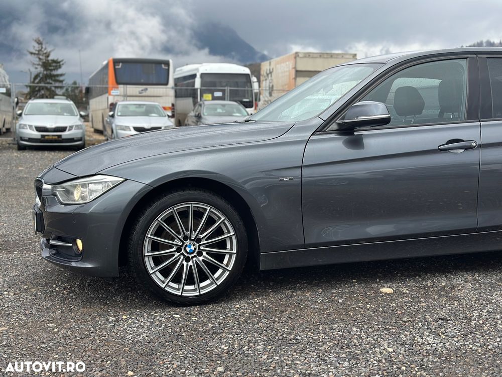 BMW Seria 3 318d Sport Line - 31