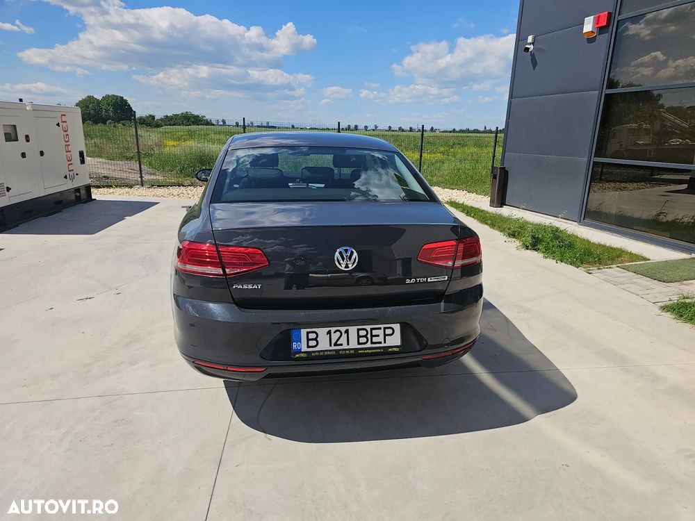 Volkswagen Passat 2.0 TDI Comfortline - 4