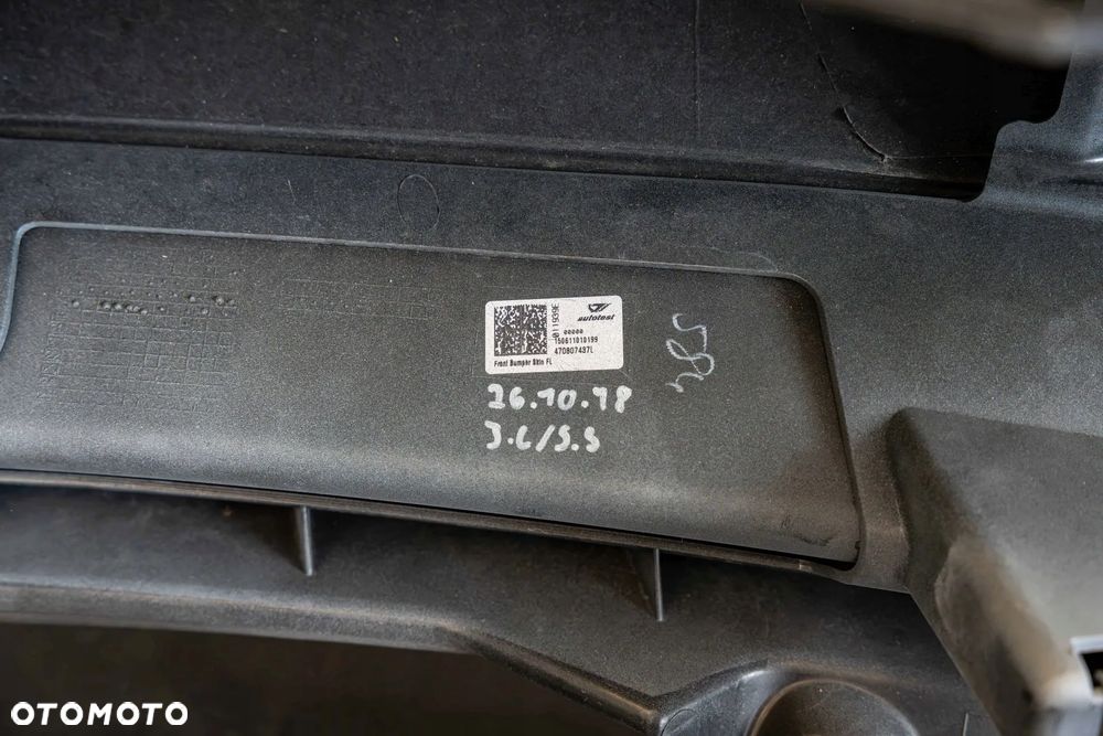 ORYGINALNY KOMPLETNY ZDERZAK PRZEDNI OEM DO LAMBORGHINI AVENTADOR - 12