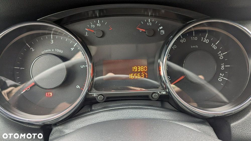 Peugeot 5008 - 22