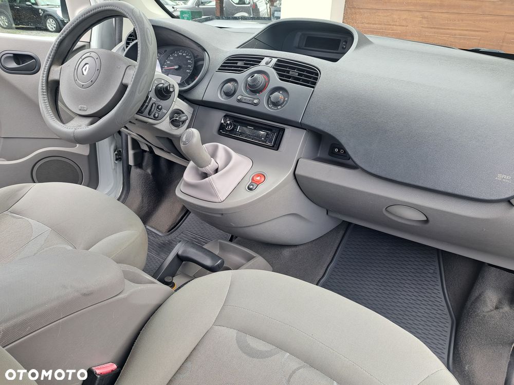 Renault Kangoo 1.6 8V 90 Happy Family - 29