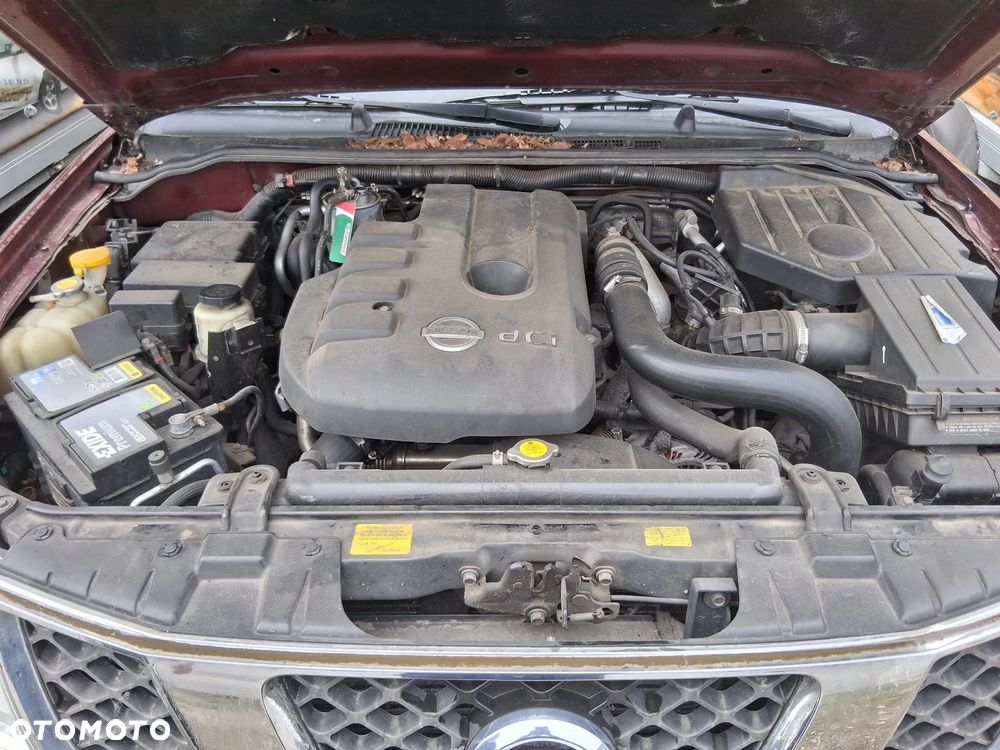 Nissan Pathfinder - 3