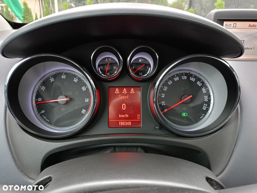 Opel Meriva - 10