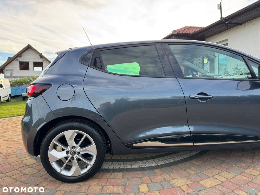 Renault Clio - 15