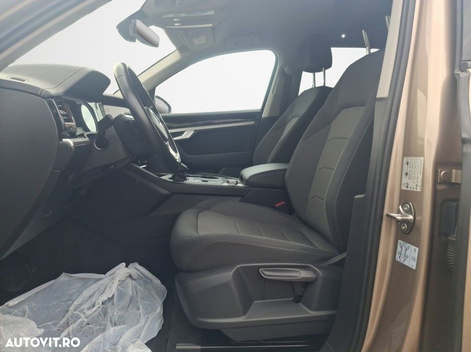 Volkswagen Touareg - 9