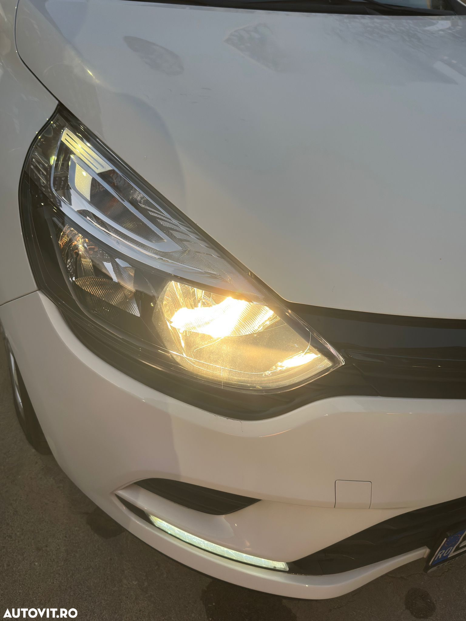 Renault Clio IV dCi Energy Life - 4