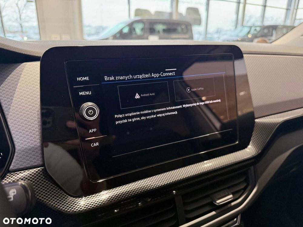 Volkswagen T-Cross - 17