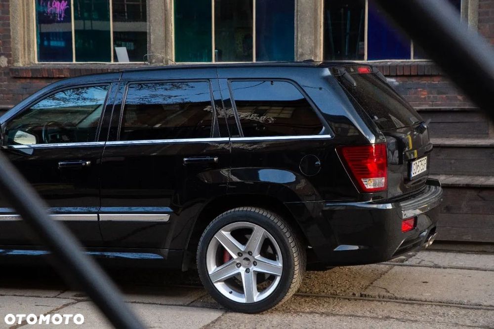 Jeep Grand Cherokee 6.1 V8 SRT8 - 12