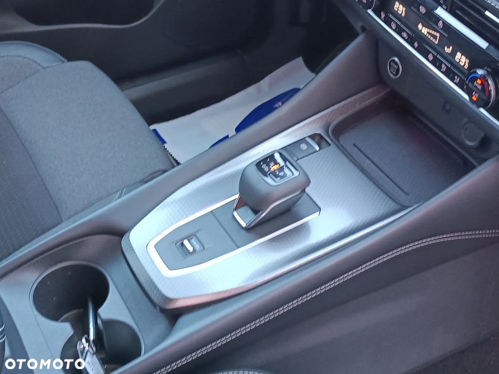 Nissan Qashqai - 10
