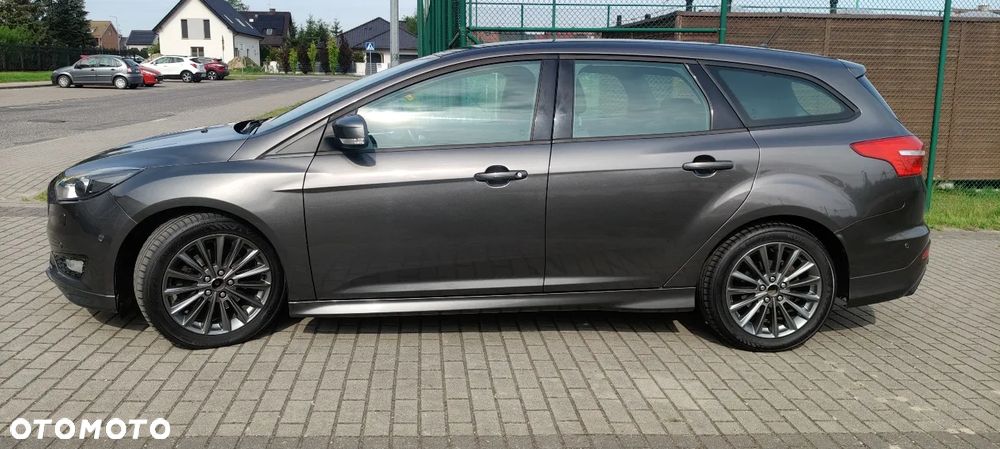 Ford Focus 2.0 TDCi ST-Line Black ASS PowerShift - 6