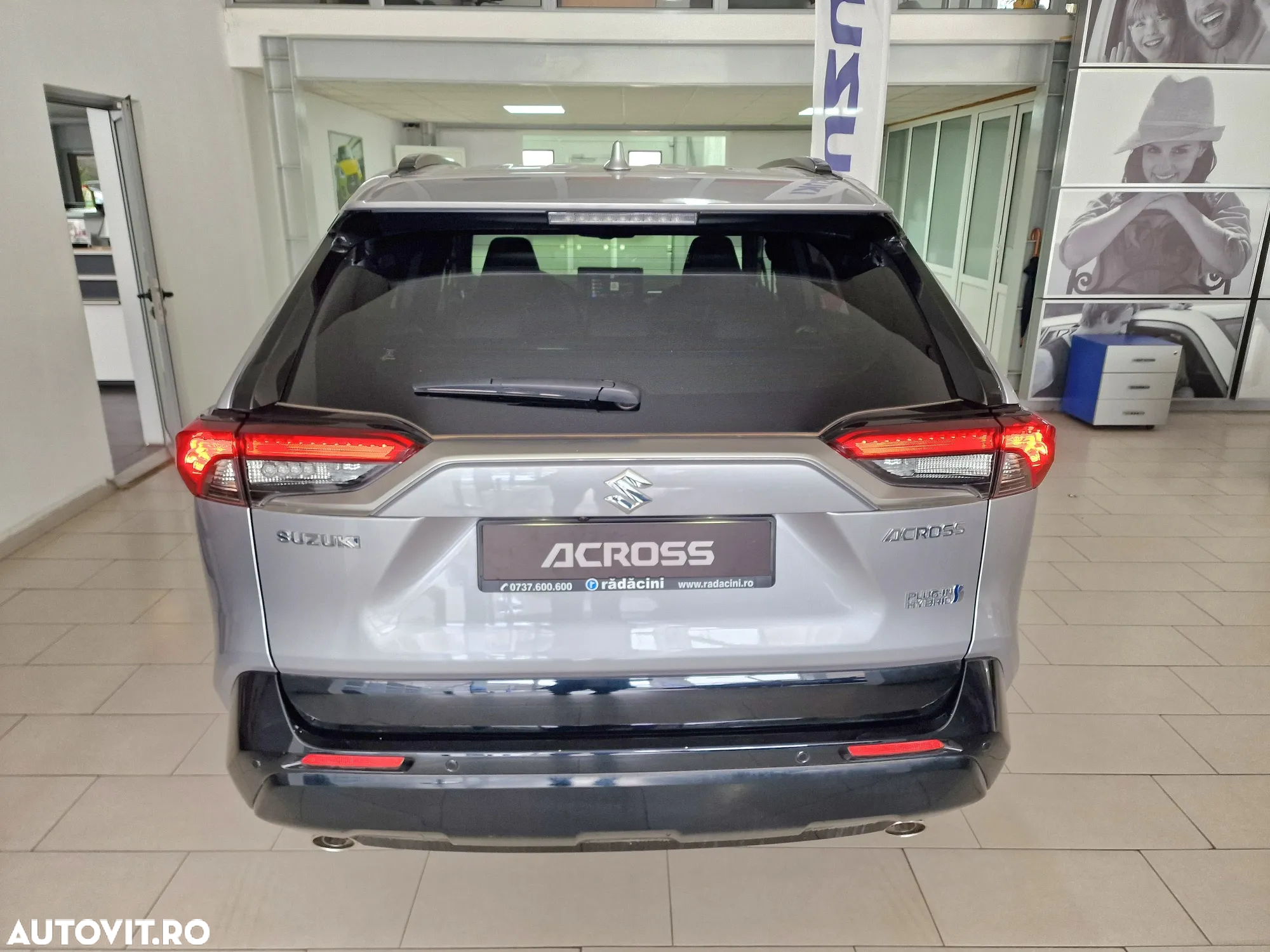 Suzuki Across 2.5 PHEV Luxus - 6