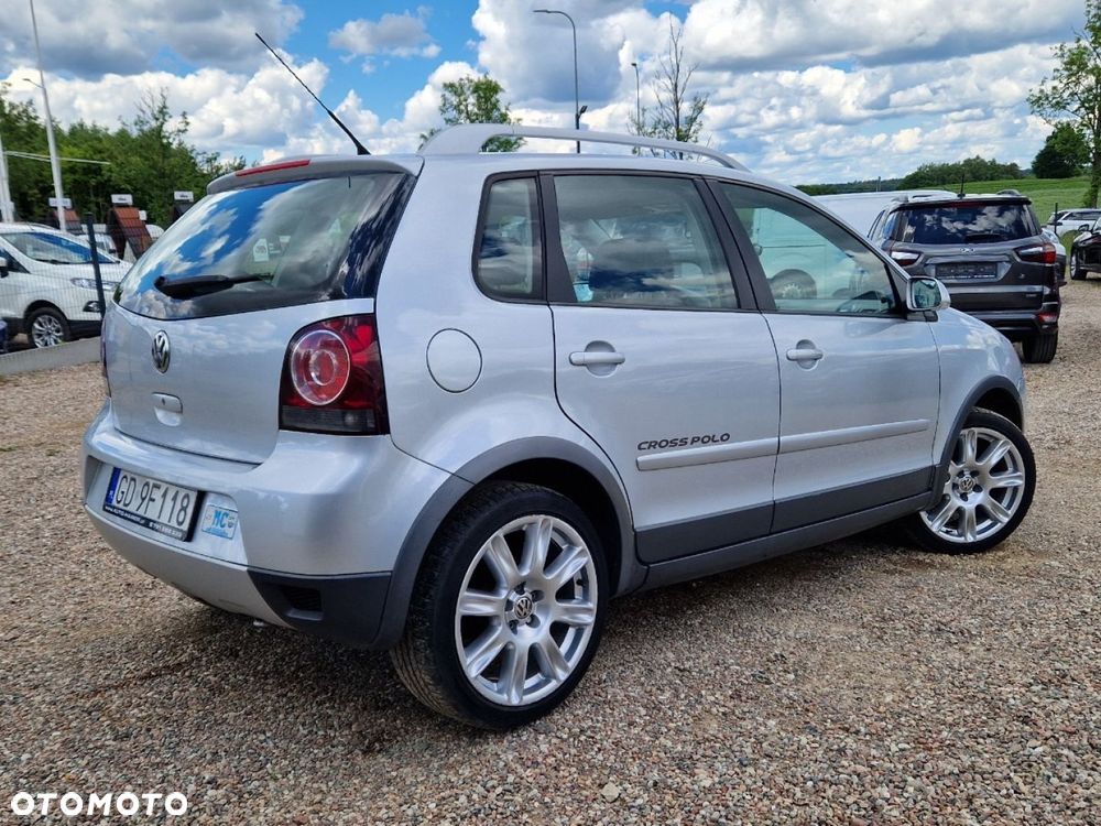 Volkswagen Polo Cross - 2