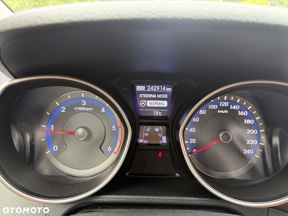 Hyundai i30 1.6 CRDi BlueDrive Comfort - 23