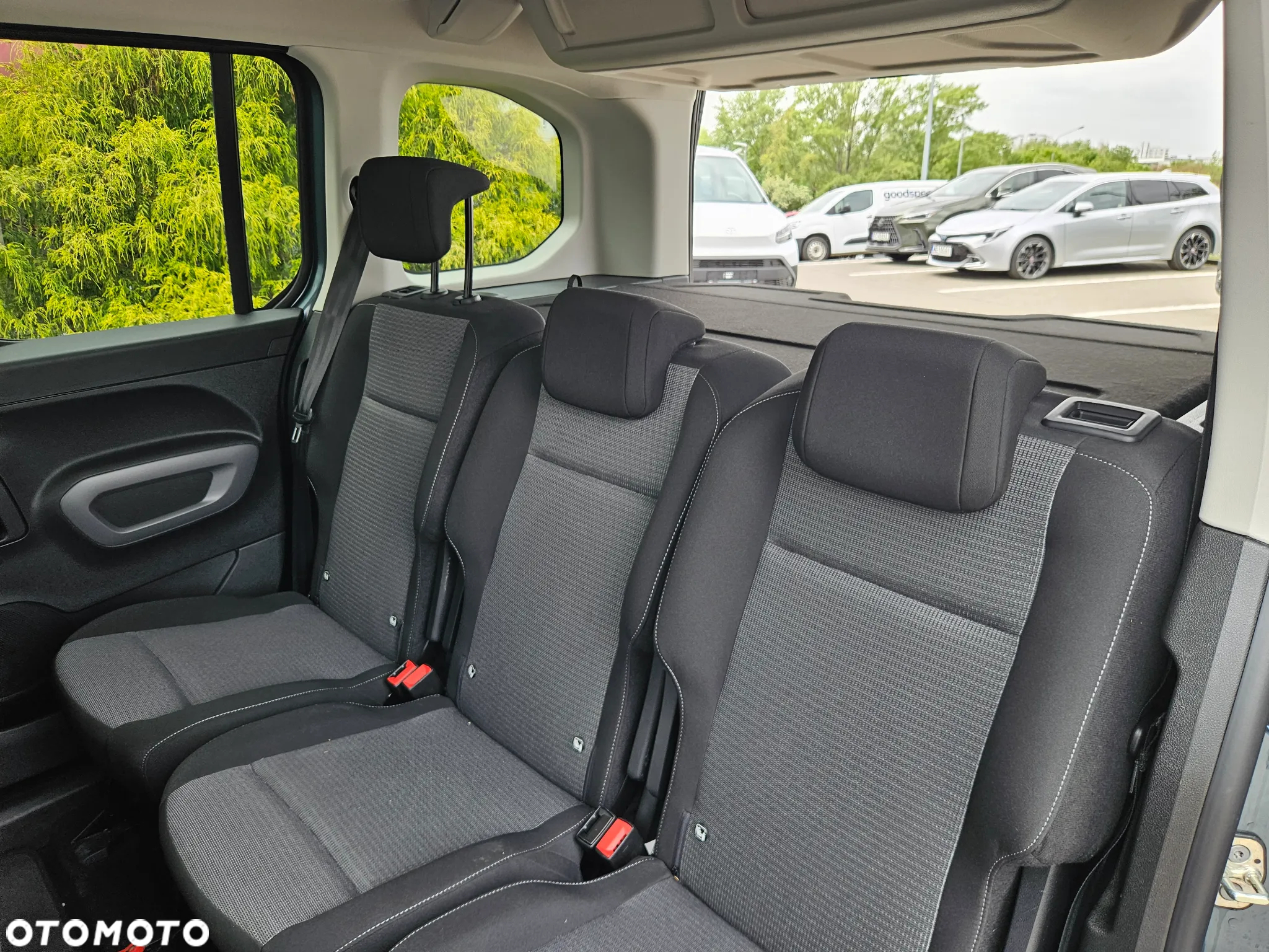 Toyota Proace City Verso 1.5 D-4D VIP - 12