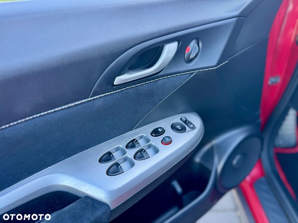 Honda Civic 1.8 Sport - 12