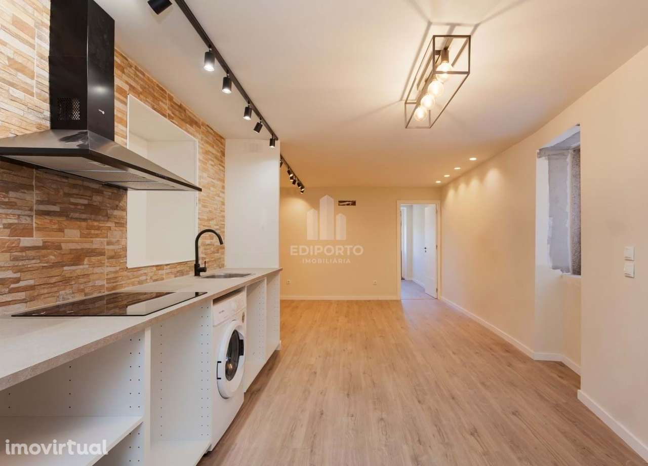 T1 Exclusivo no Bonfim com Terraço Privado e Vista Douro – Totalmente - Grande imagem: 4/19