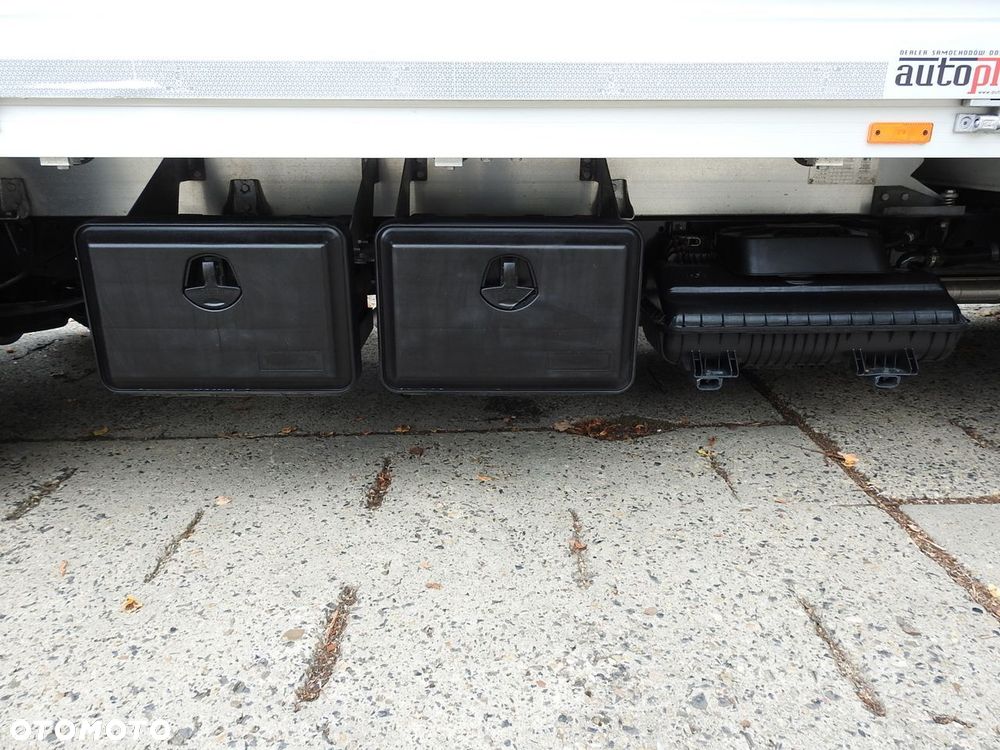 Iveco DAILY 35S18 PLANDEKA WINDA 8 PALET TEMPOMAT KLIMATYZACJA  180KM - 24