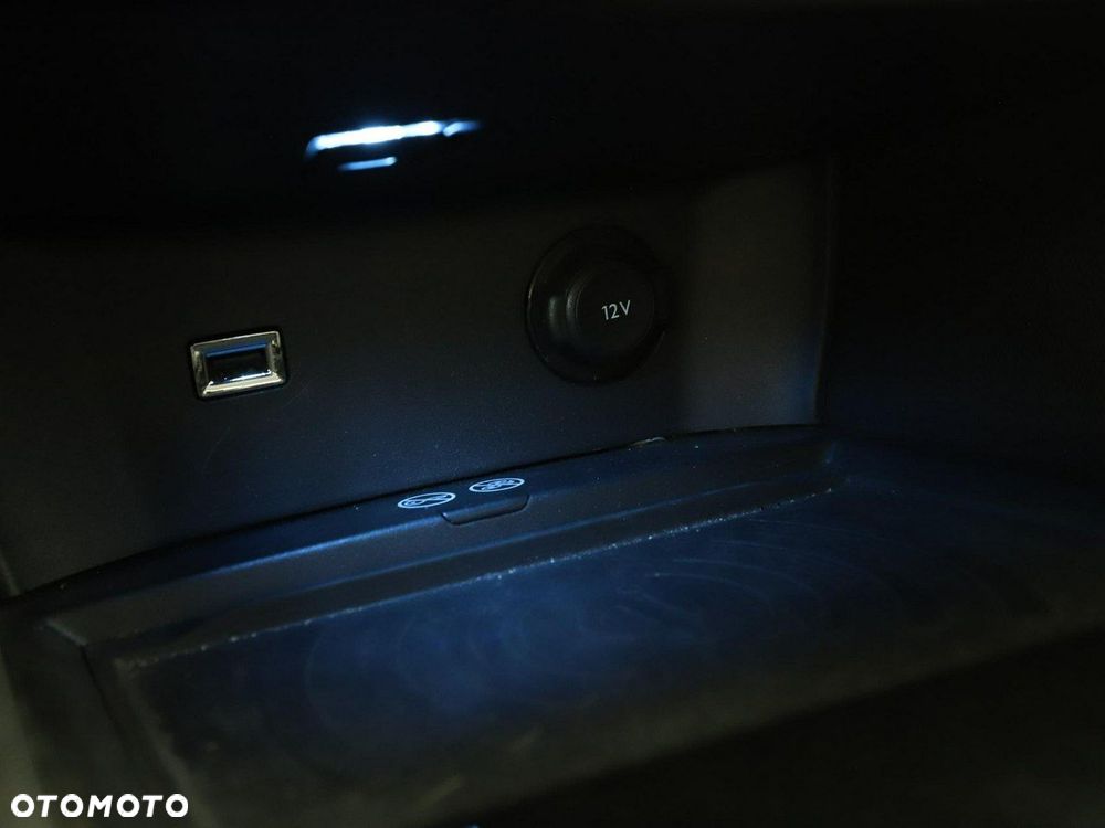 Peugeot 3008 BlueHDi 130 Stop & Start EAT8 Allure Business-Paket - 29