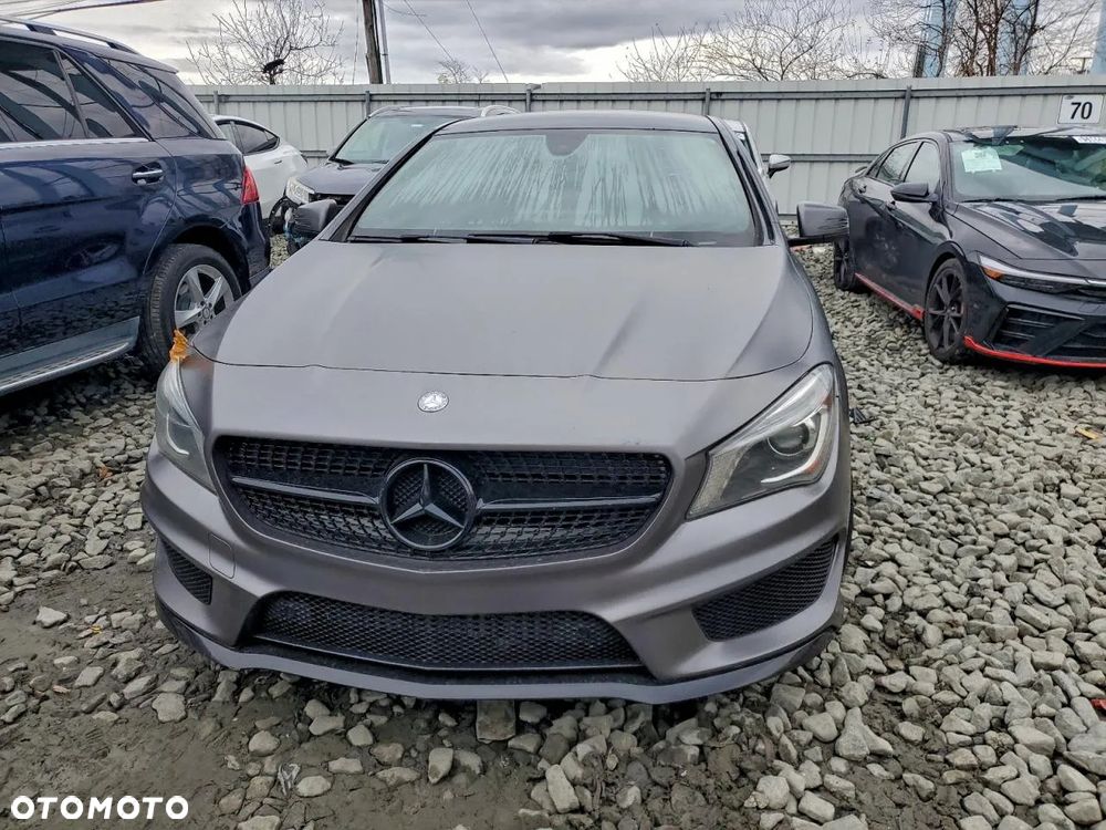 Mercedes-Benz CLA 250 7G-DCT Sport - 5