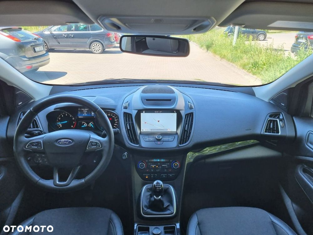 Ford Kuga 1.5 EcoBoost 2x4 Titanium - 15